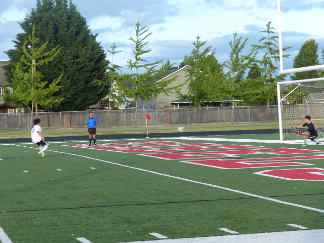 Hernandez’ Hat Trick Leads Eagles Soccer To 5-2 Win Over&nbsp;S.Albany